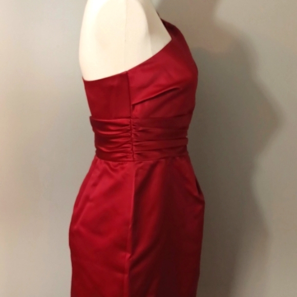 🆕️ Red satin holiday/dance cocktail dress, sz 4. - Picture 3 of 8
